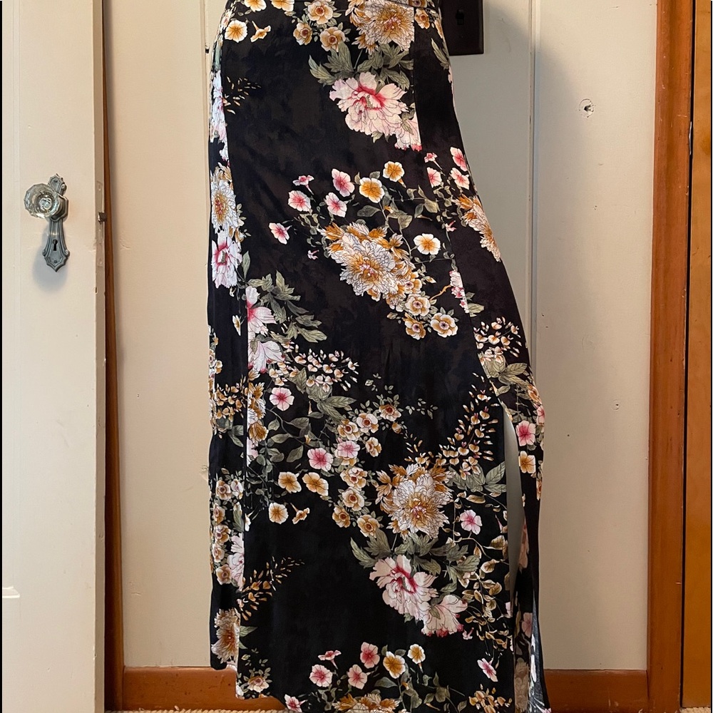 Chinoiserie floral print skirt by Maeve size 2 NWT